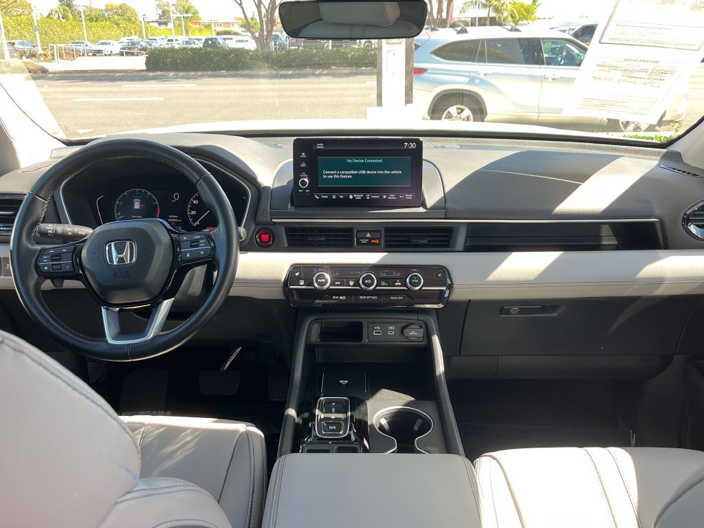 Used 2025 Honda Pilot EX-L image 22