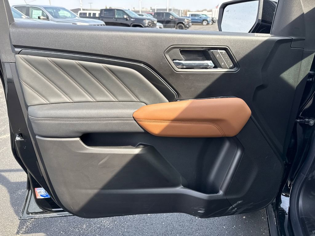 New 2026 GMC Canyon AT4 w/ AT4 Premium Package image 15