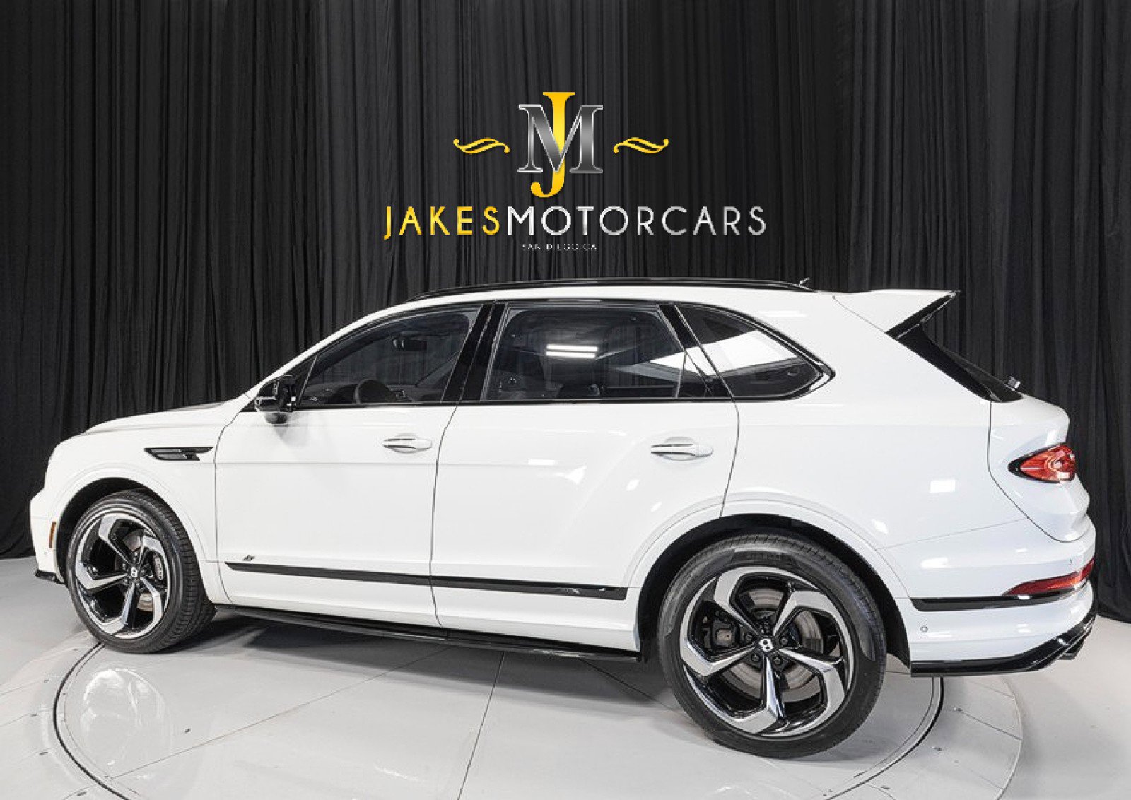 Used 2022 Bentley Bentayga AWD/4WD image 6