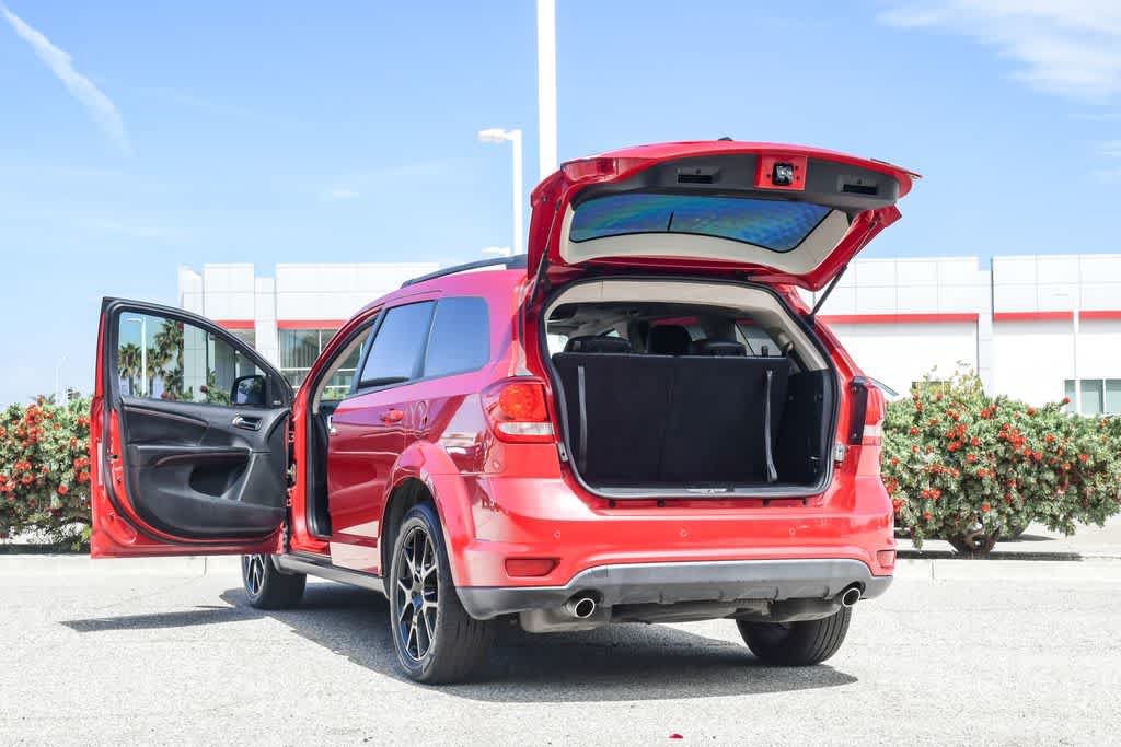 Used 2018 Dodge Journey GT w/ Nav & Sun Group FWD image 29