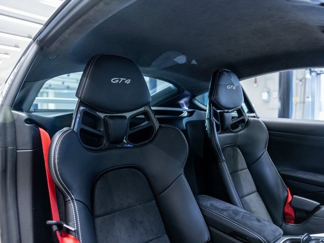 Certified 2020 Porsche 718 Cayman GT4 image 28