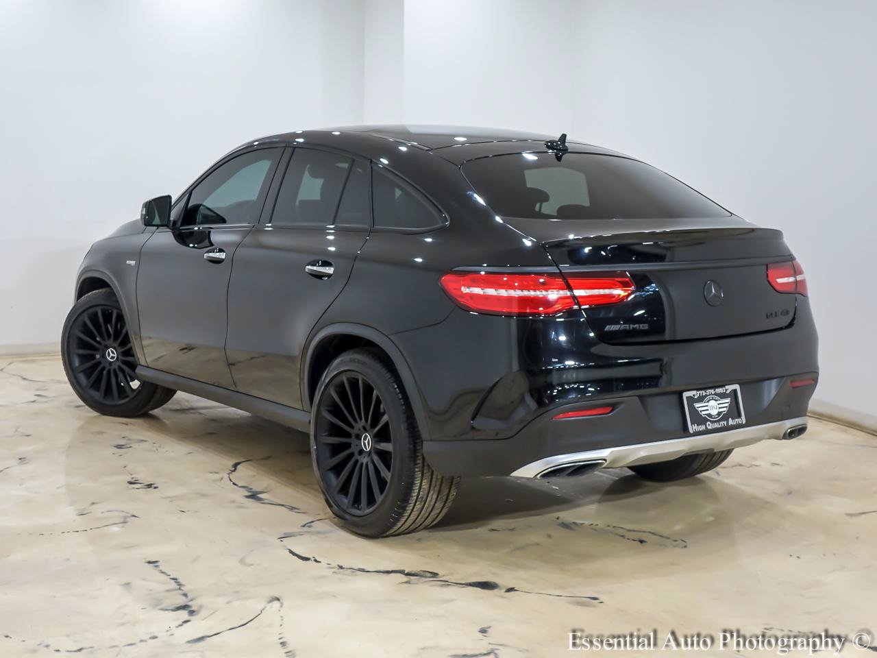 Used 2017 Mercedes-Benz GLE 43 AMG 4MATIC Coupe w/ Premium 2 Package image 10