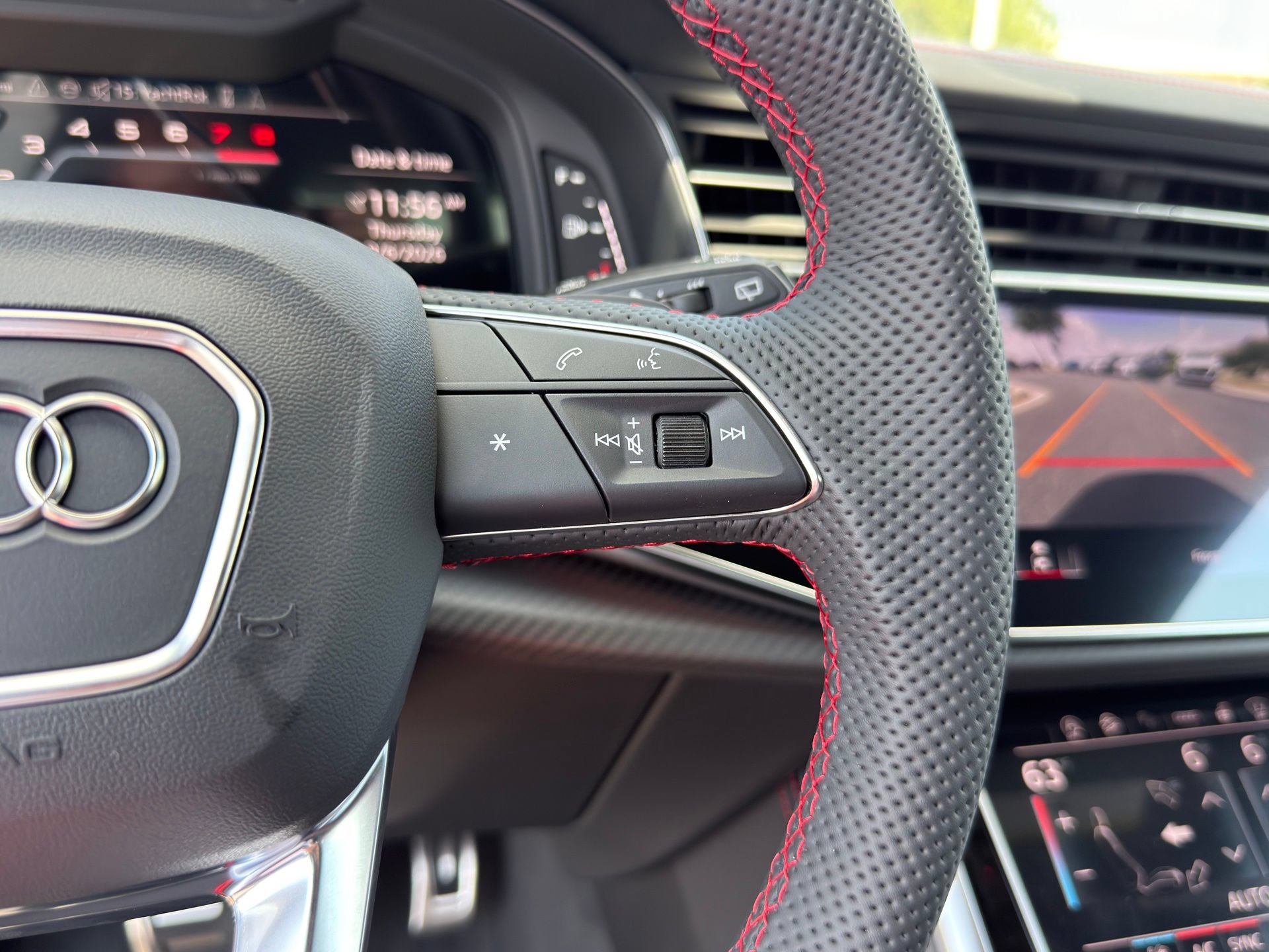 New 2026 Audi SQ8 Prestige AWD/4WD image 22