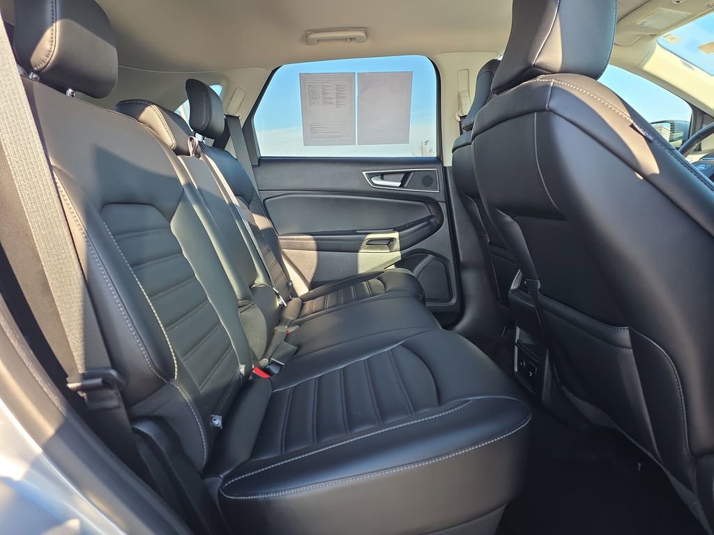 Used 2024 Ford Edge SEL w/ Convenience Package image 33