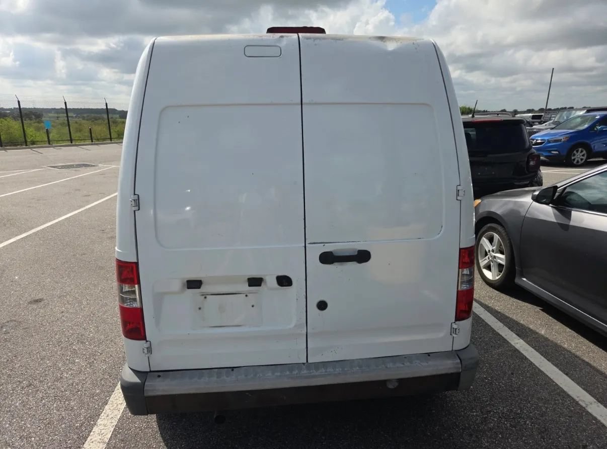 Used 2013 Ford Transit Connect XL FWD image 3