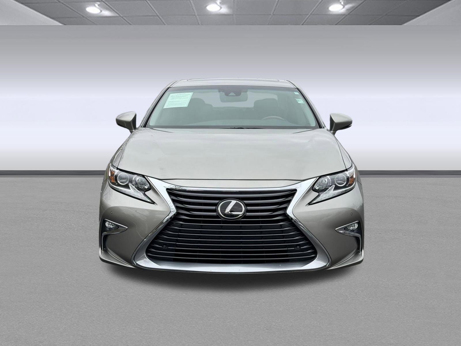 Used 2017 Lexus ES 350 w/ Premium Package image 6