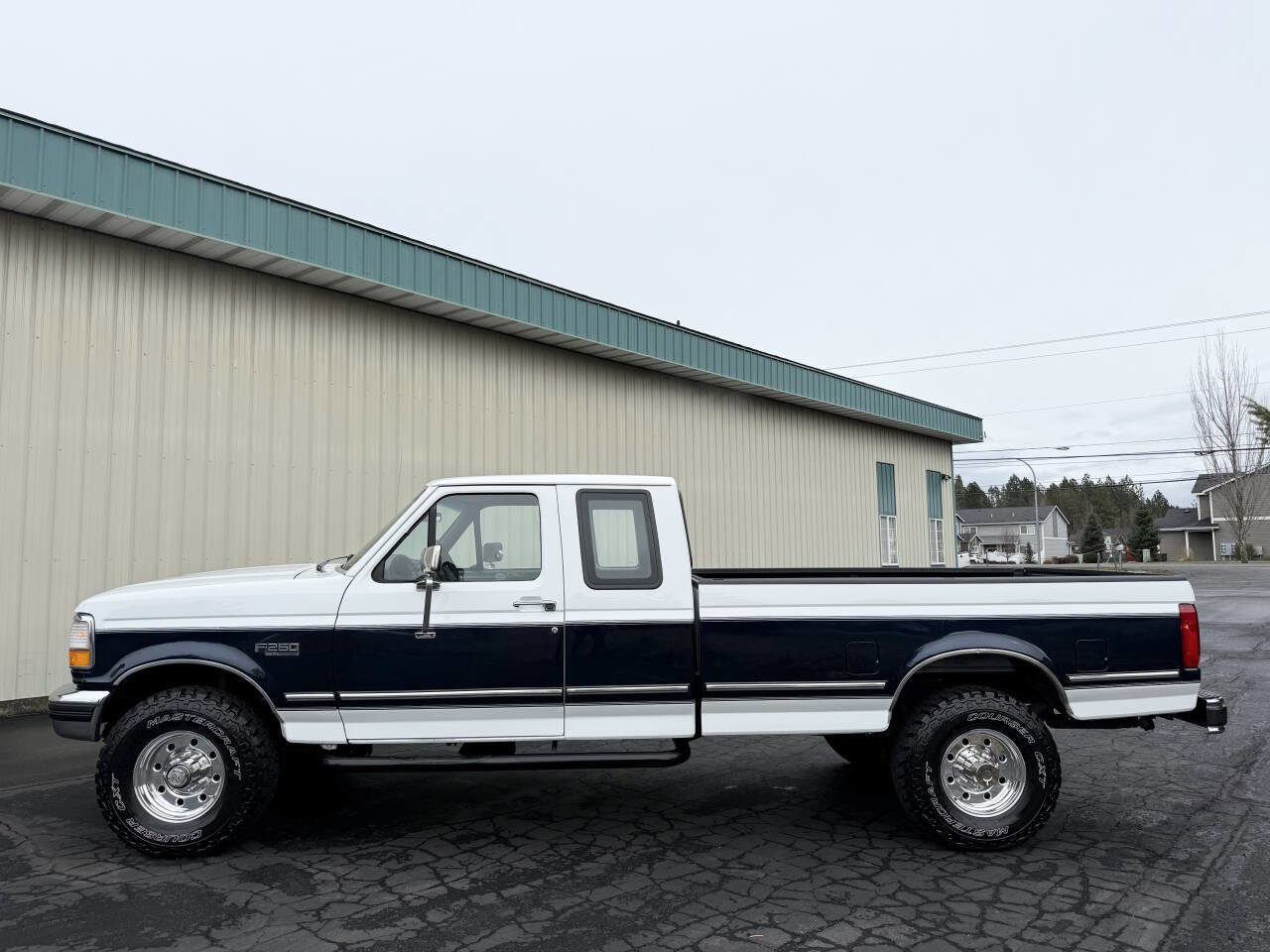 Used 1993 Ford F250 XLT image 5