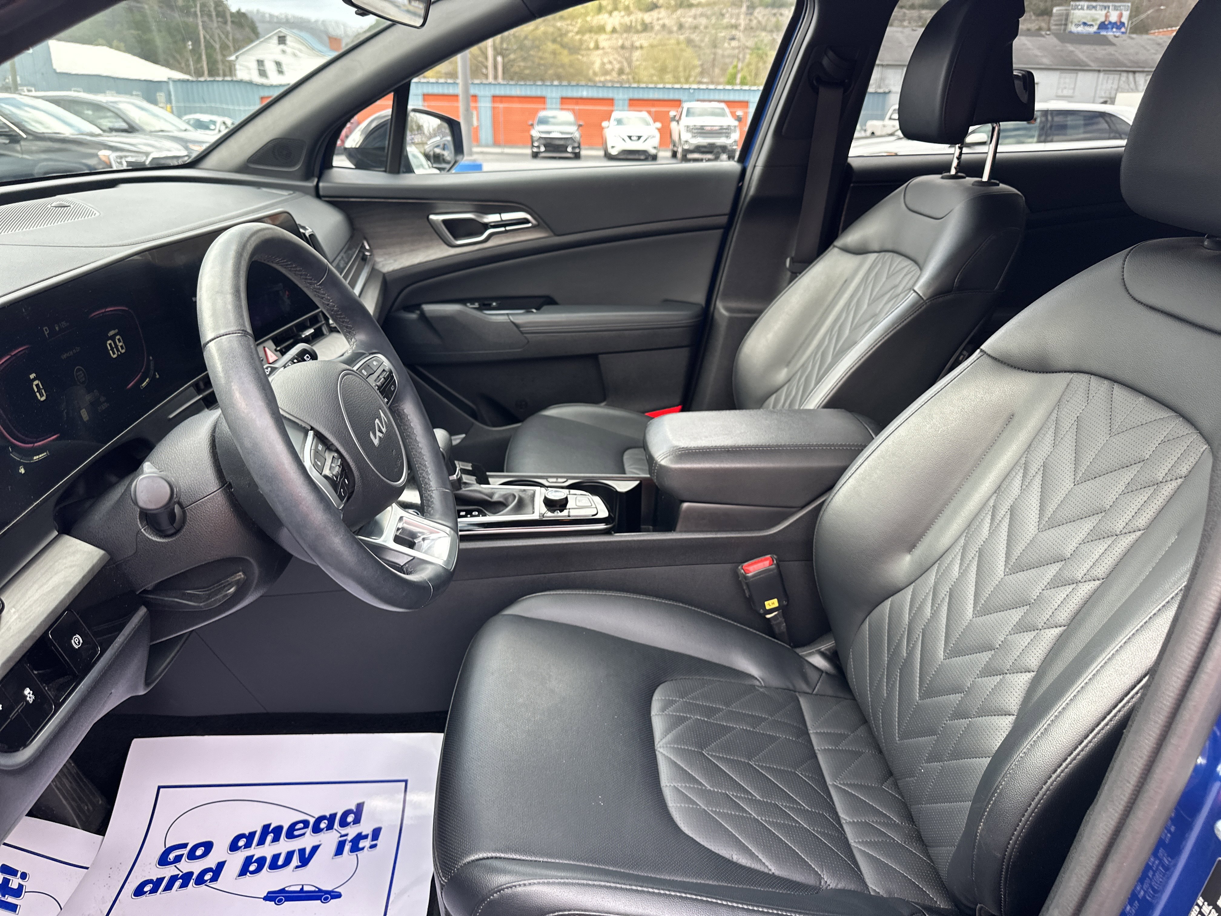 Used 2025 Kia Sportage X-Line AWD/4WD image 30