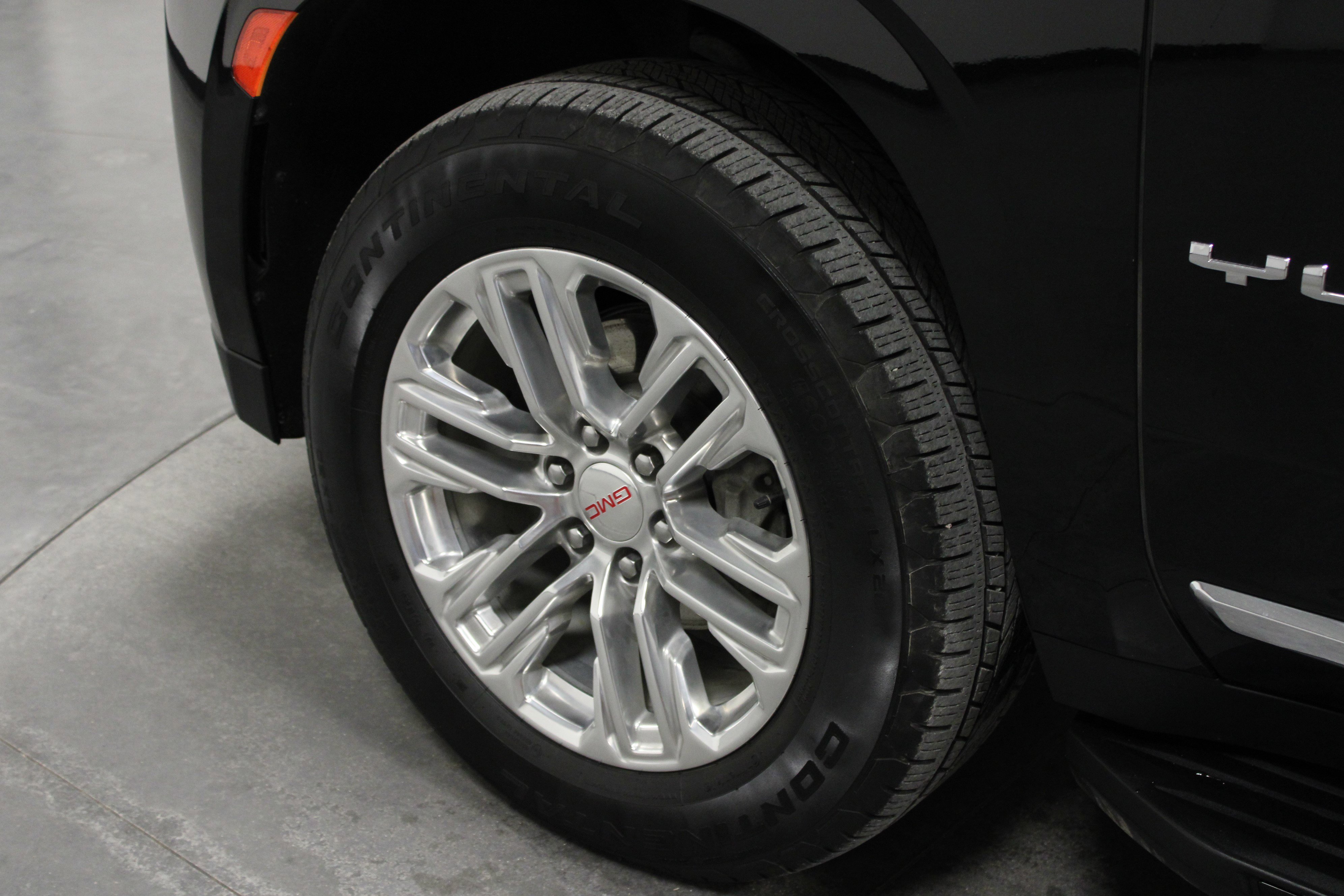 Used 2024 GMC Yukon SLT image 10