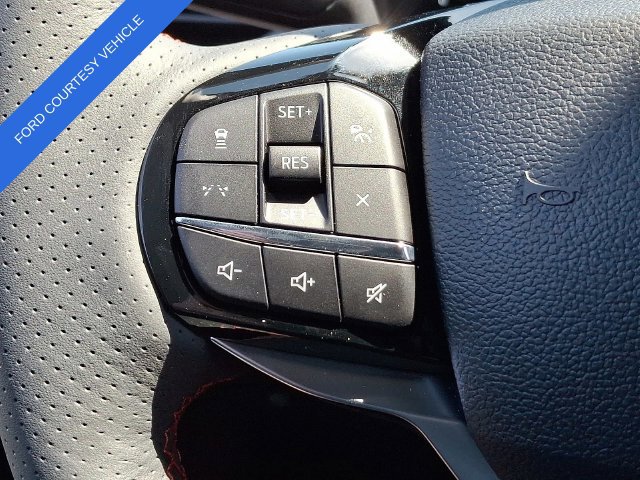 Used 2026 Ford Explorer ST-Line w/ ST-Line Street Pack AWD/4WD image 13