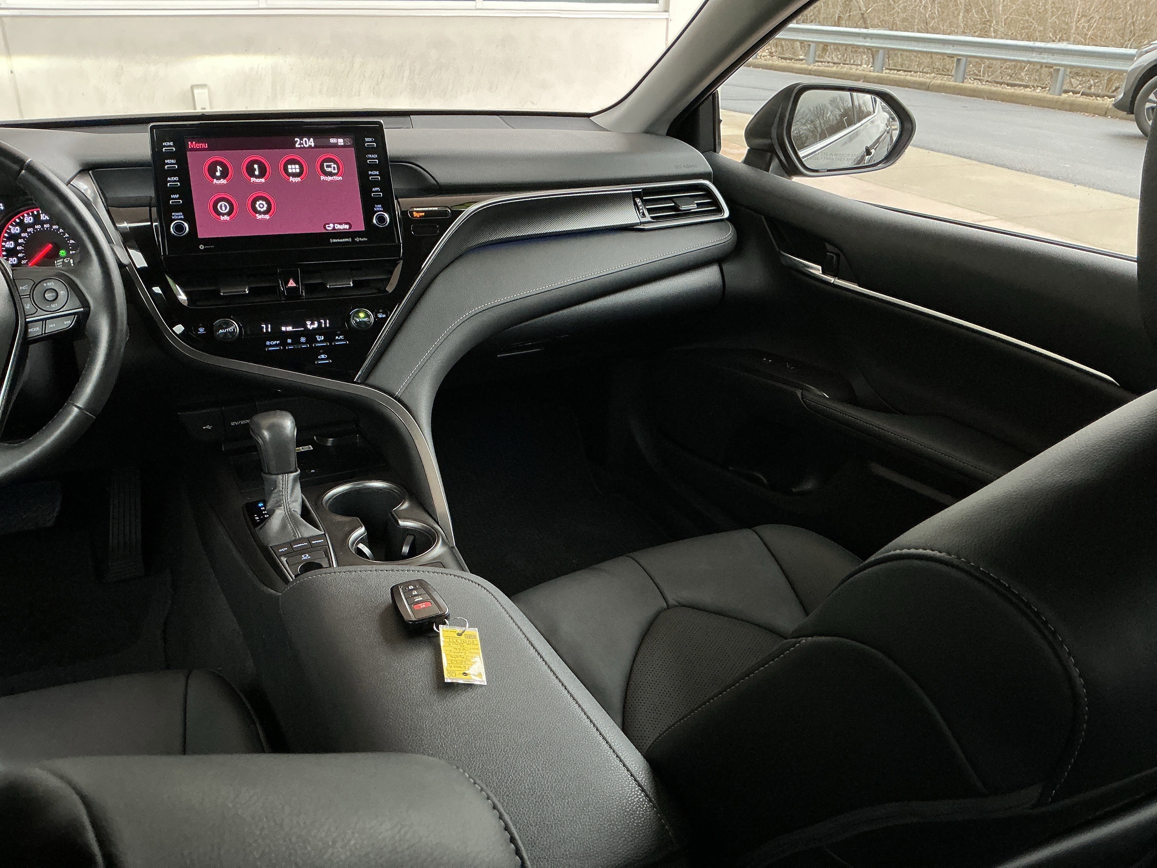 Used 2023 Toyota Camry XSE image 16