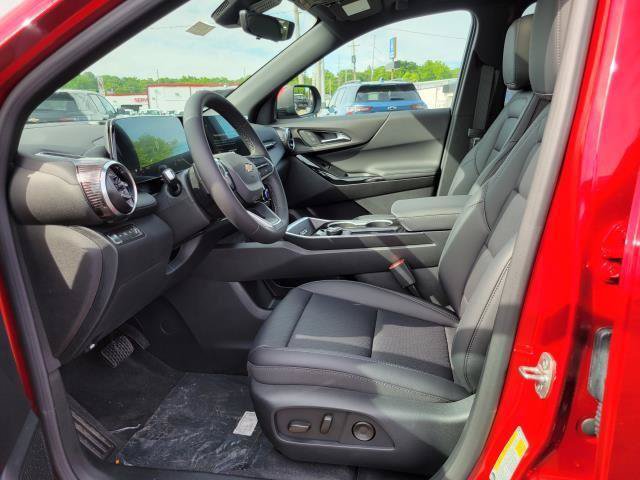 New 2026 Chevrolet Equinox LT w/ Convenience Package II AWD/4WD image 8