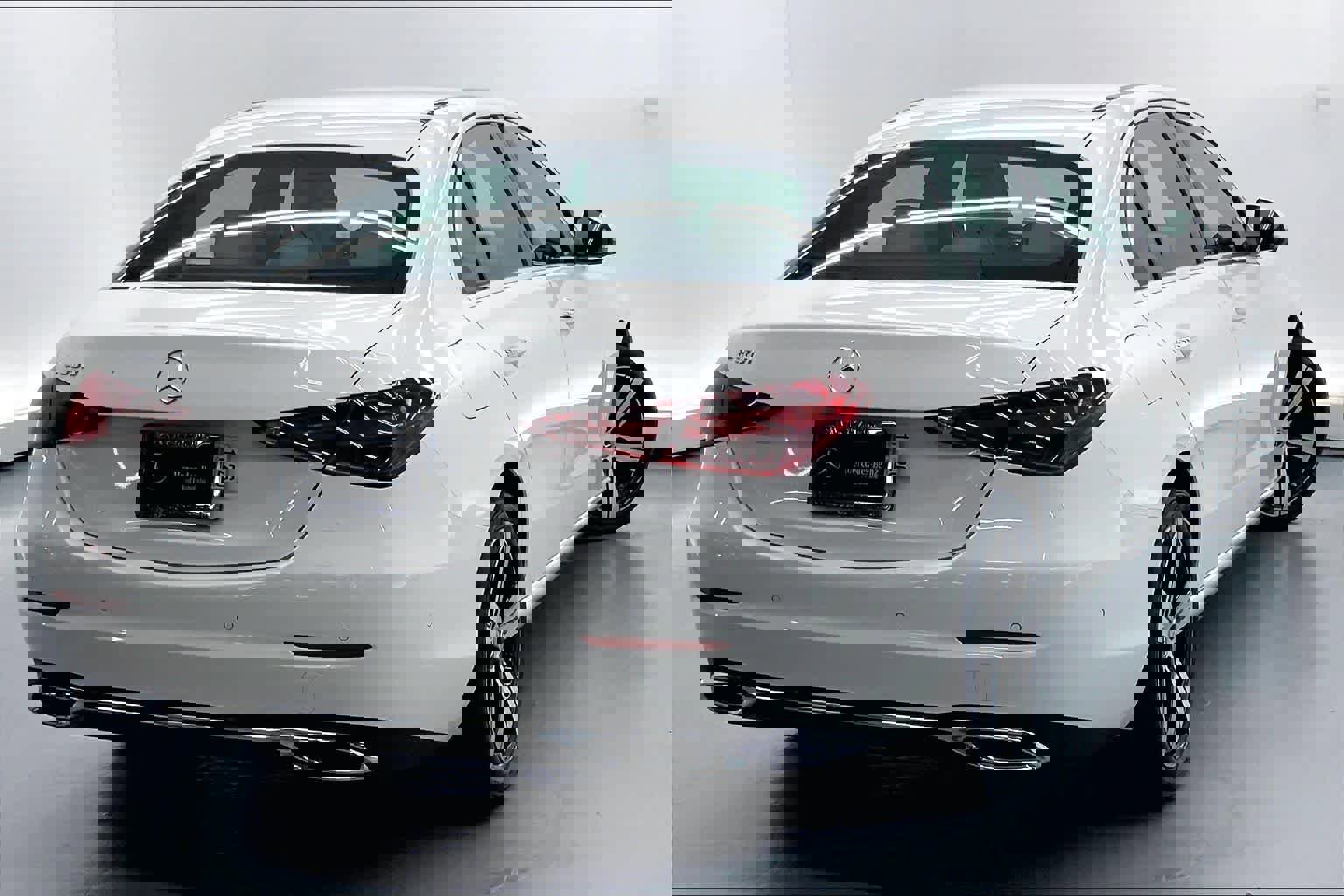 Certified 2023 Mercedes-Benz C 300 Sedan image 4