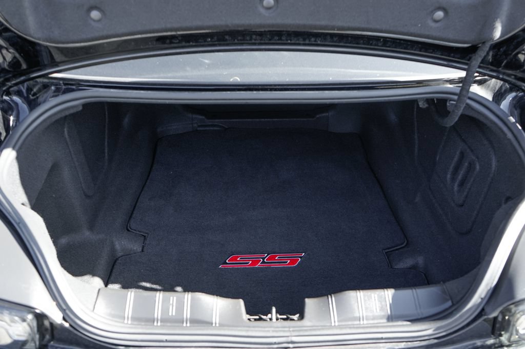 Used 2023 Chevrolet Camaro SS RWD image 8