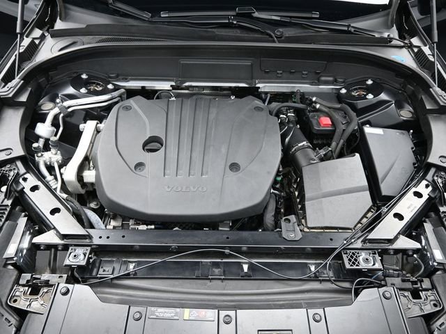 Used 2023 Volvo XC60 B5 Plus w/ Protection Package Premier image 35