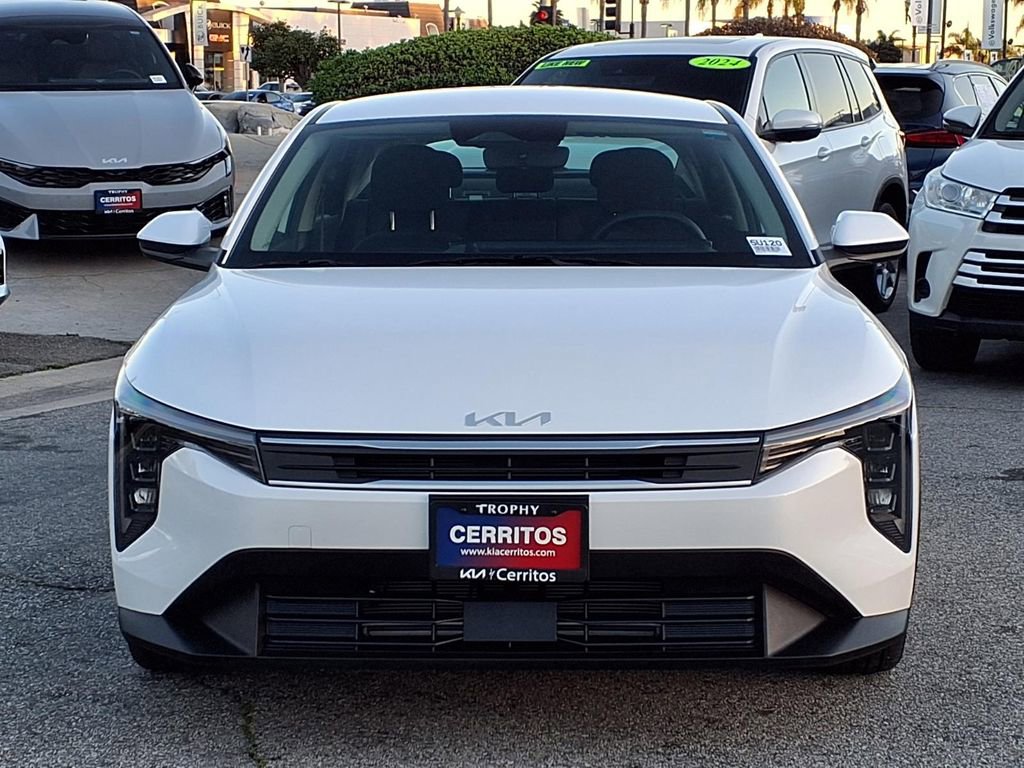 Used 2025 Kia K4 LXS image 7