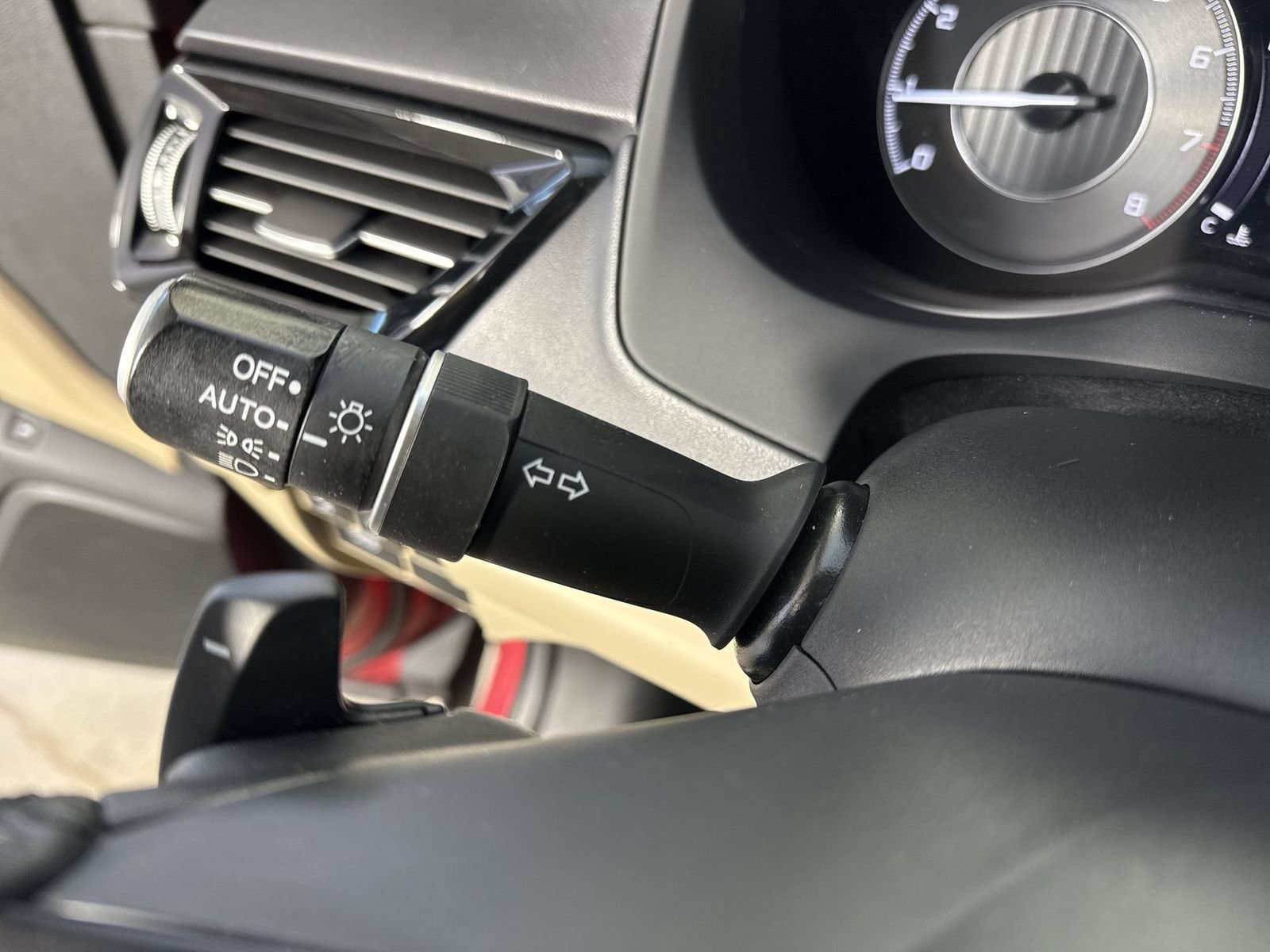 Certified 2020 Acura RDX w/ Technology Package AWD/4WD image 17