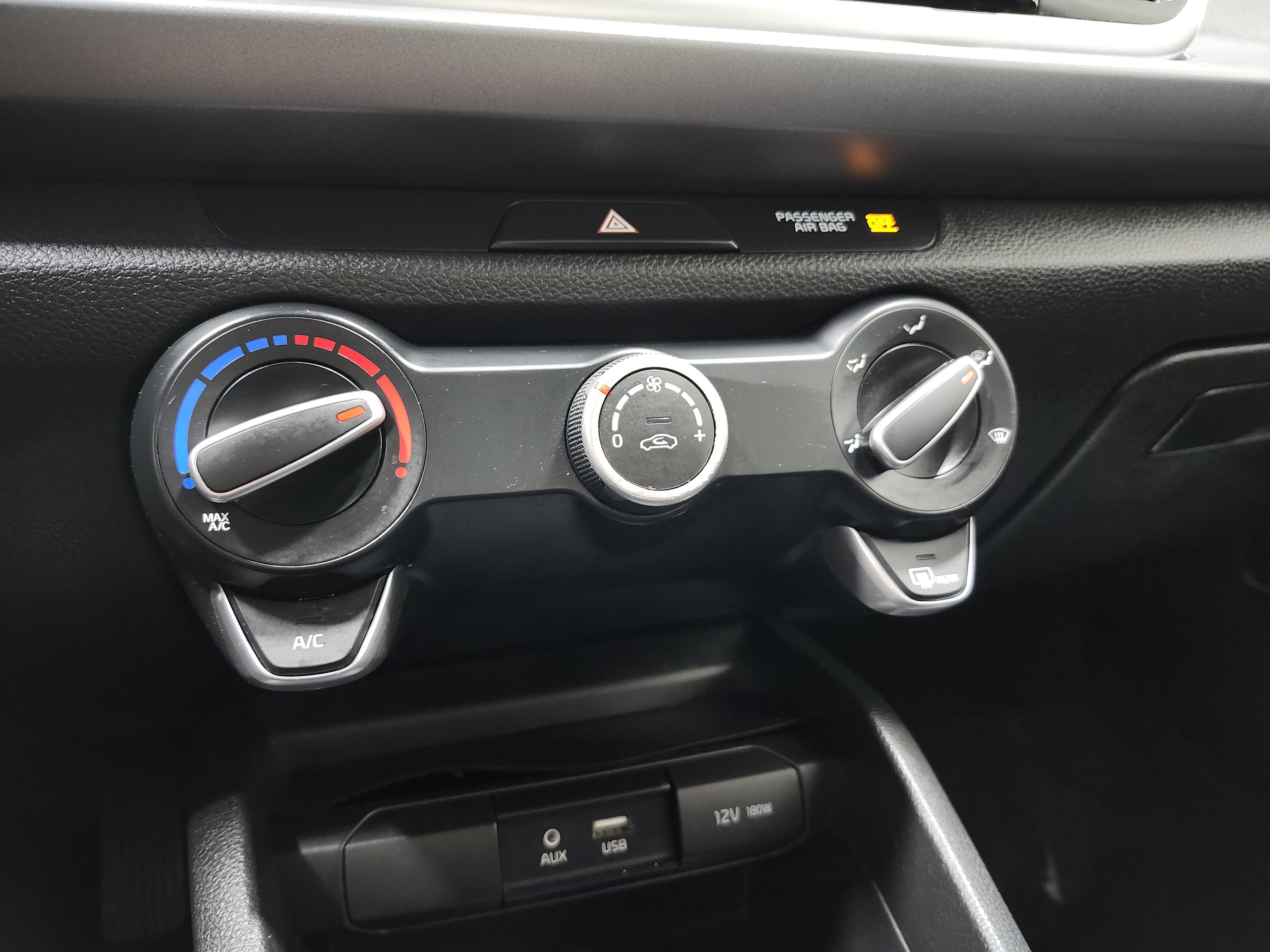 Used 2019 Kia Rio S image 28