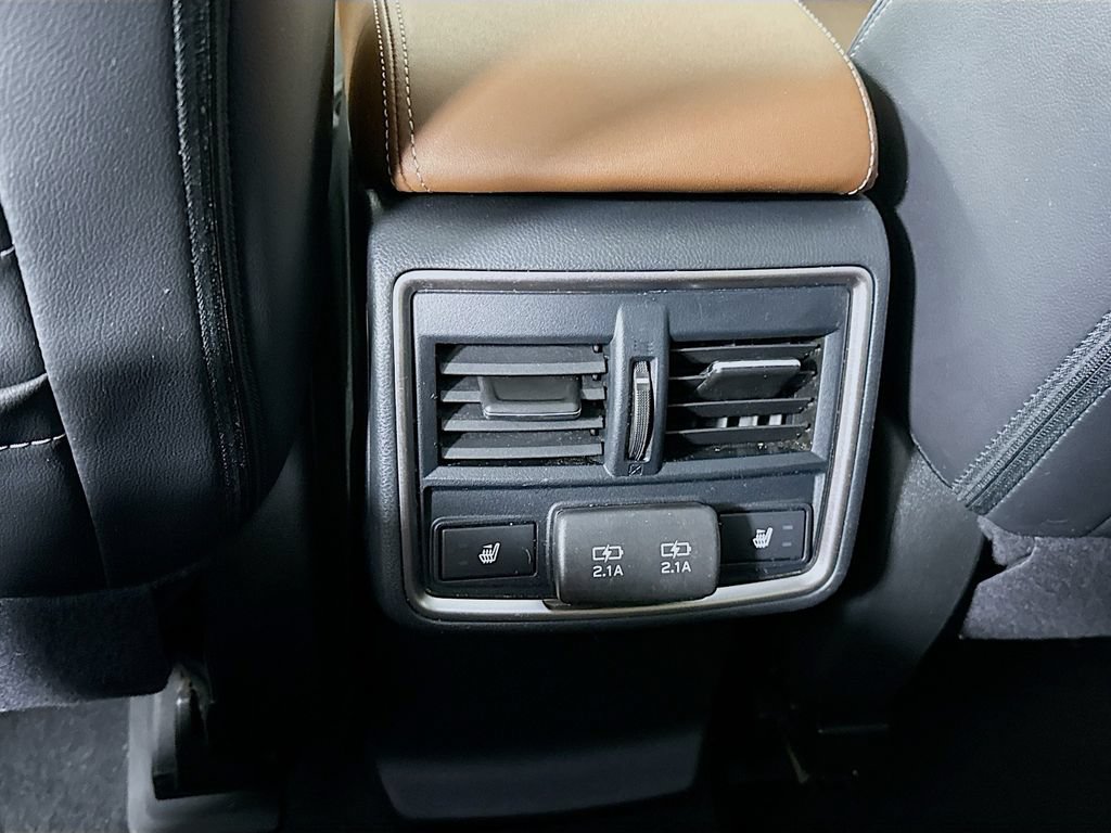 Used 2022 Subaru Forester Touring AWD/4WD image 31