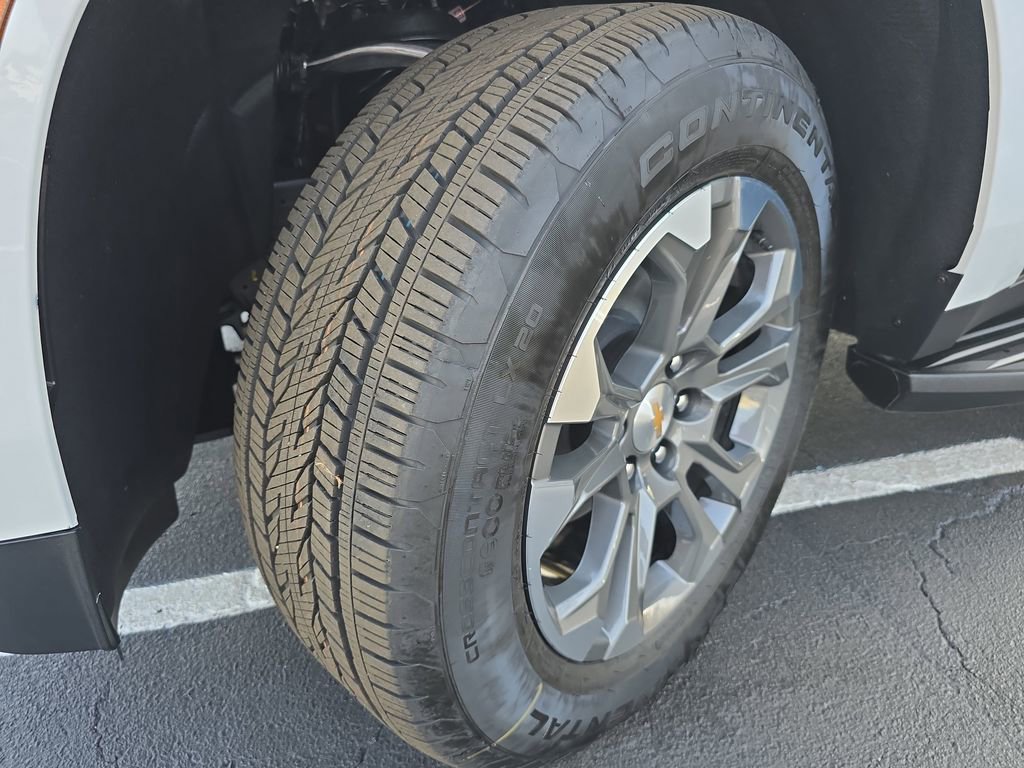 New 2026 Chevrolet Suburban LS w/ LPO, Dark Essentials Package image 32