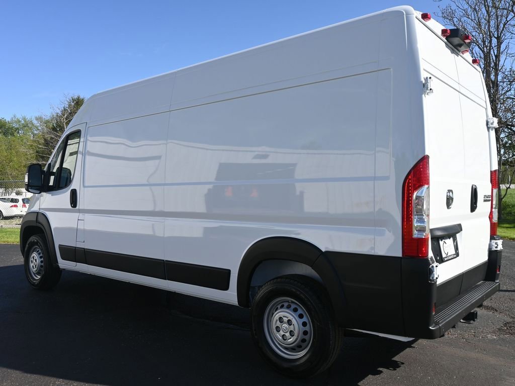 New 2025 RAM ProMaster 2500 w/ Convenience Group image 4