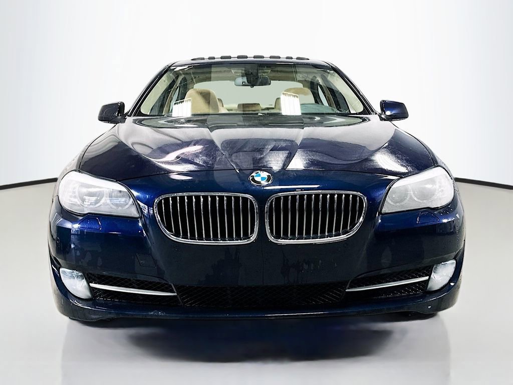 Used 2013 BMW 528i xDrive Sedan image 4