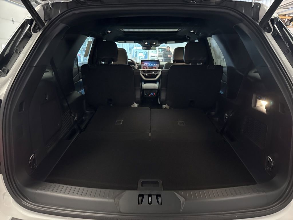 New 2026 Ford Explorer Tremor w/ Tremor Ultimate Package image 33