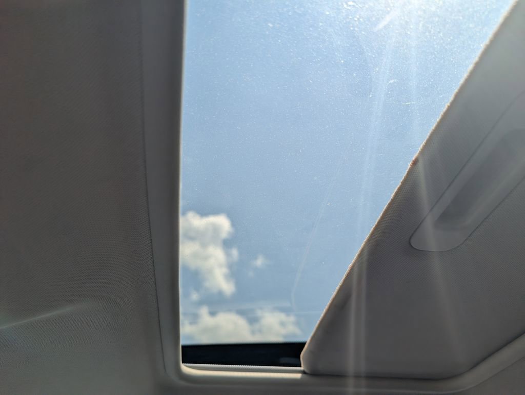 Used 2020 Ford EcoSport Titanium image 24