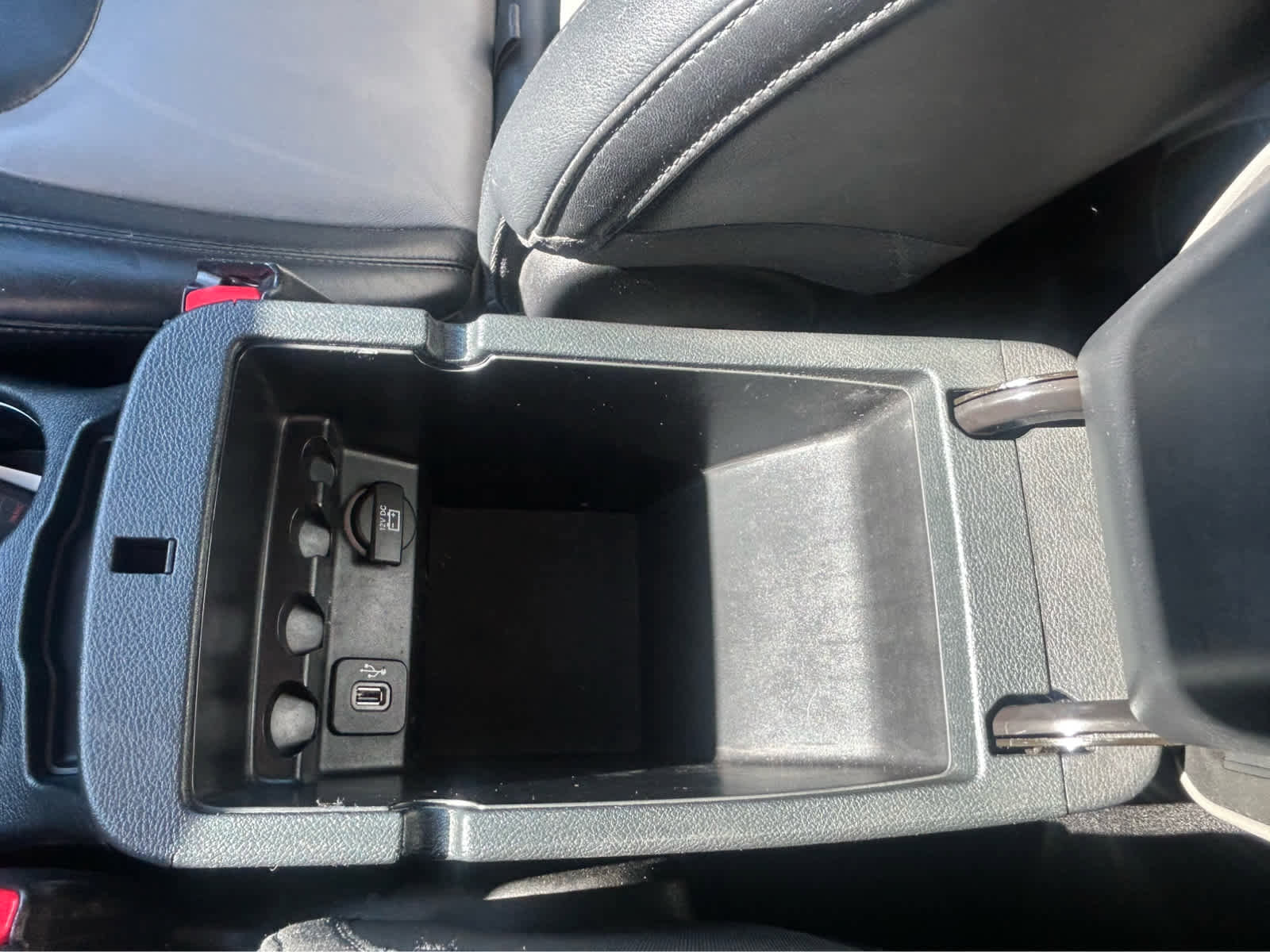 Used 2014 Jeep Cherokee Limited FWD image 36