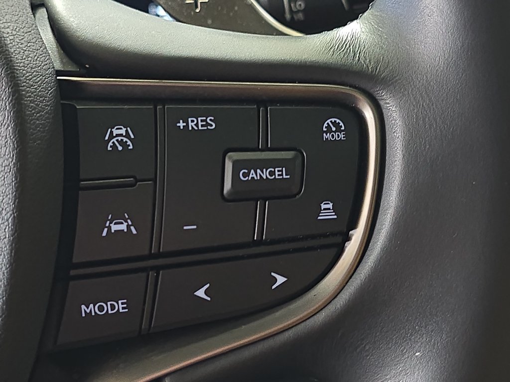 Used 2024 Lexus LS 500 RWD image 21