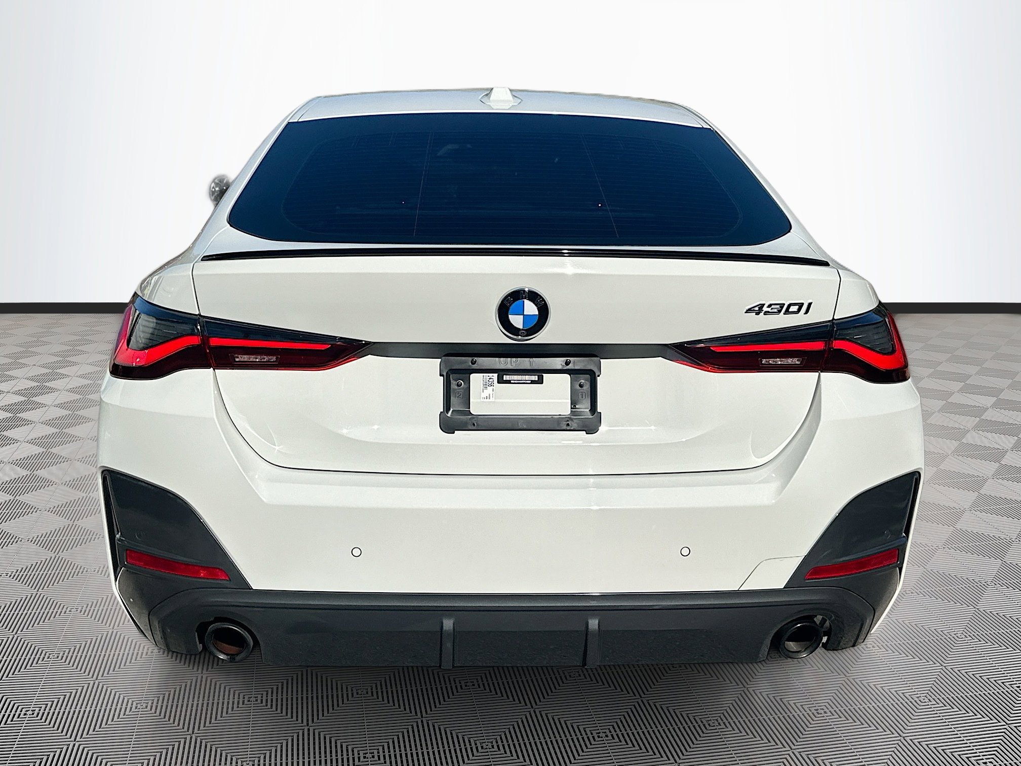 Used 2023 BMW 430i Gran Coupe w/ M Sport Package image 5