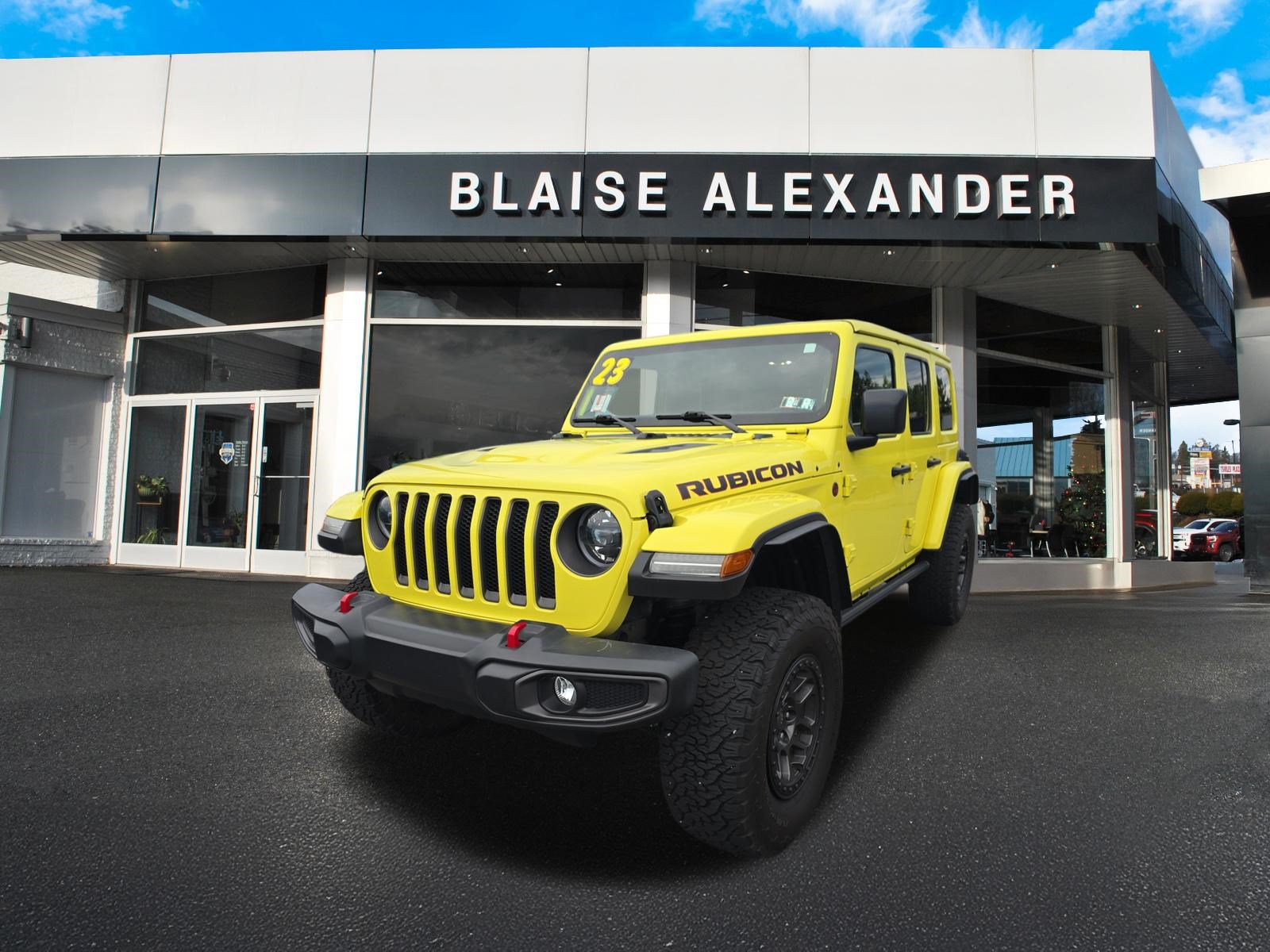 Used 2023 Jeep Wrangler Unlimited Rubicon w/ Xtreme 35 Tire Package AWD/4WD image 9