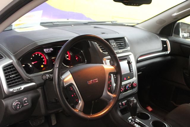 Used 2015 GMC Acadia SLE AWD/4WD image 14