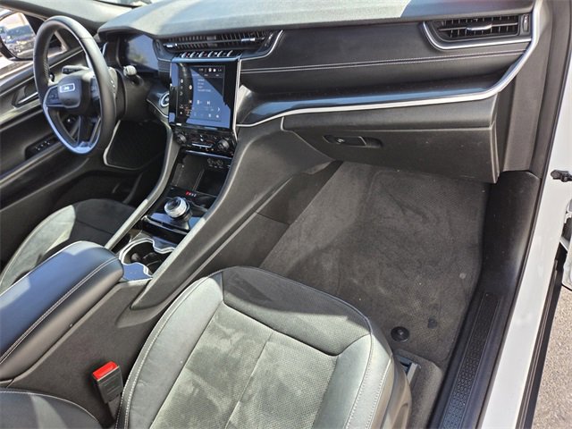 Used 2022 Jeep Grand Cherokee L Laredo image 17