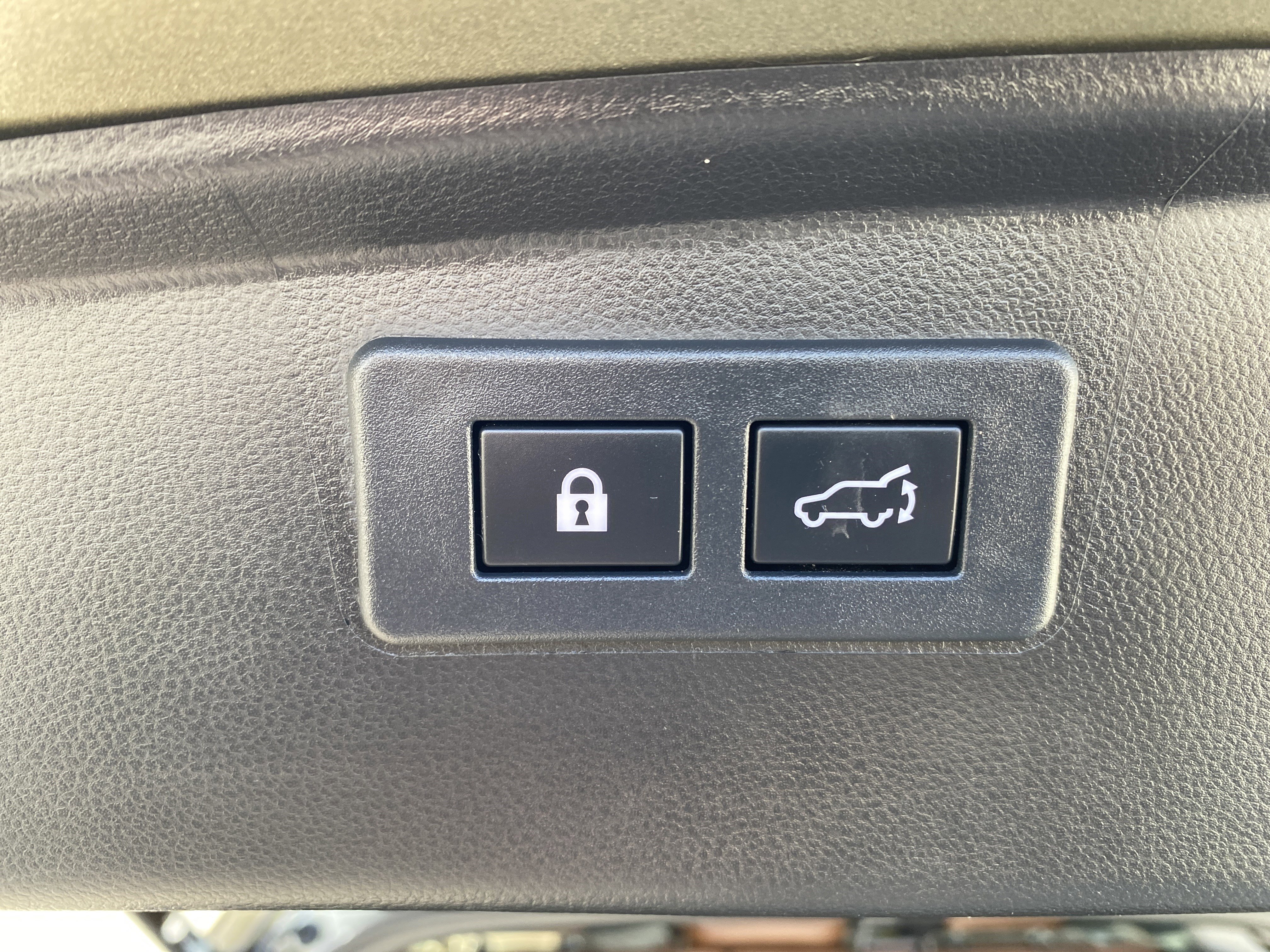 Used 2024 Subaru Outback Touring image 37