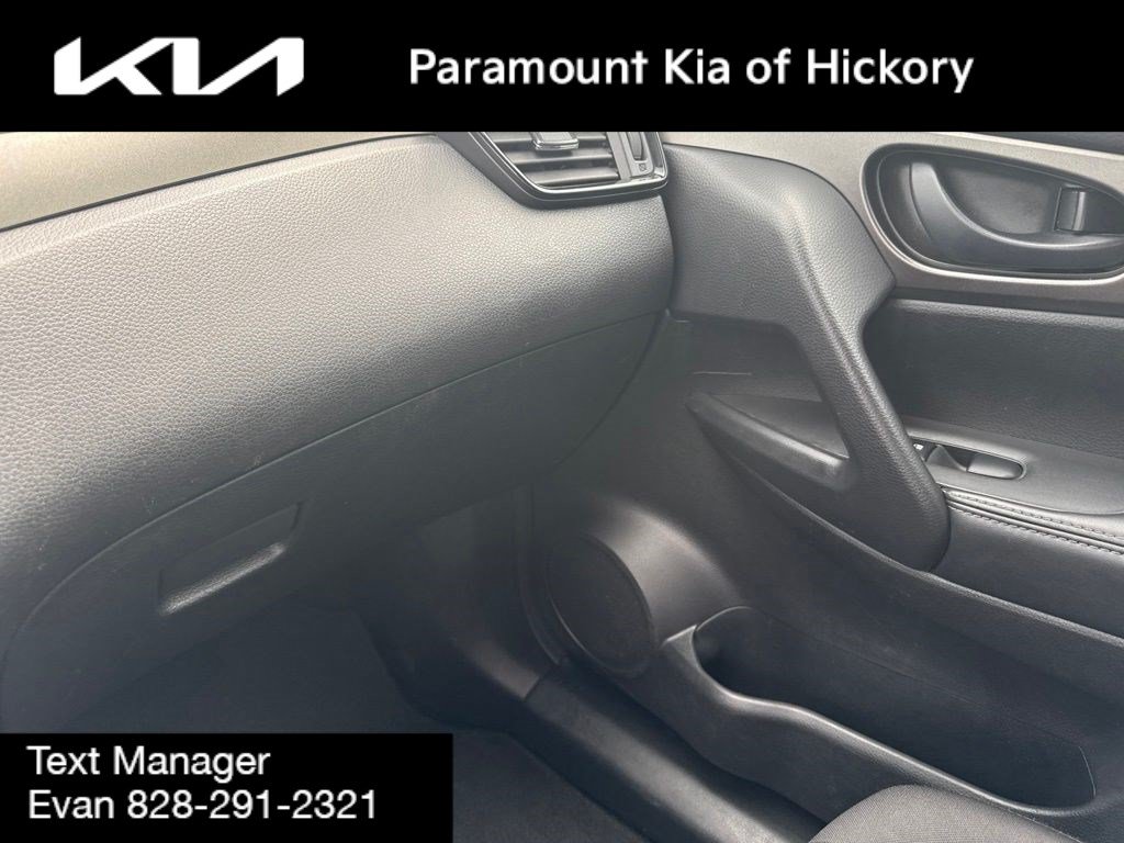 Used 2019 Nissan Rogue Sport S w/ Appearance Package AWD/4WD image 25