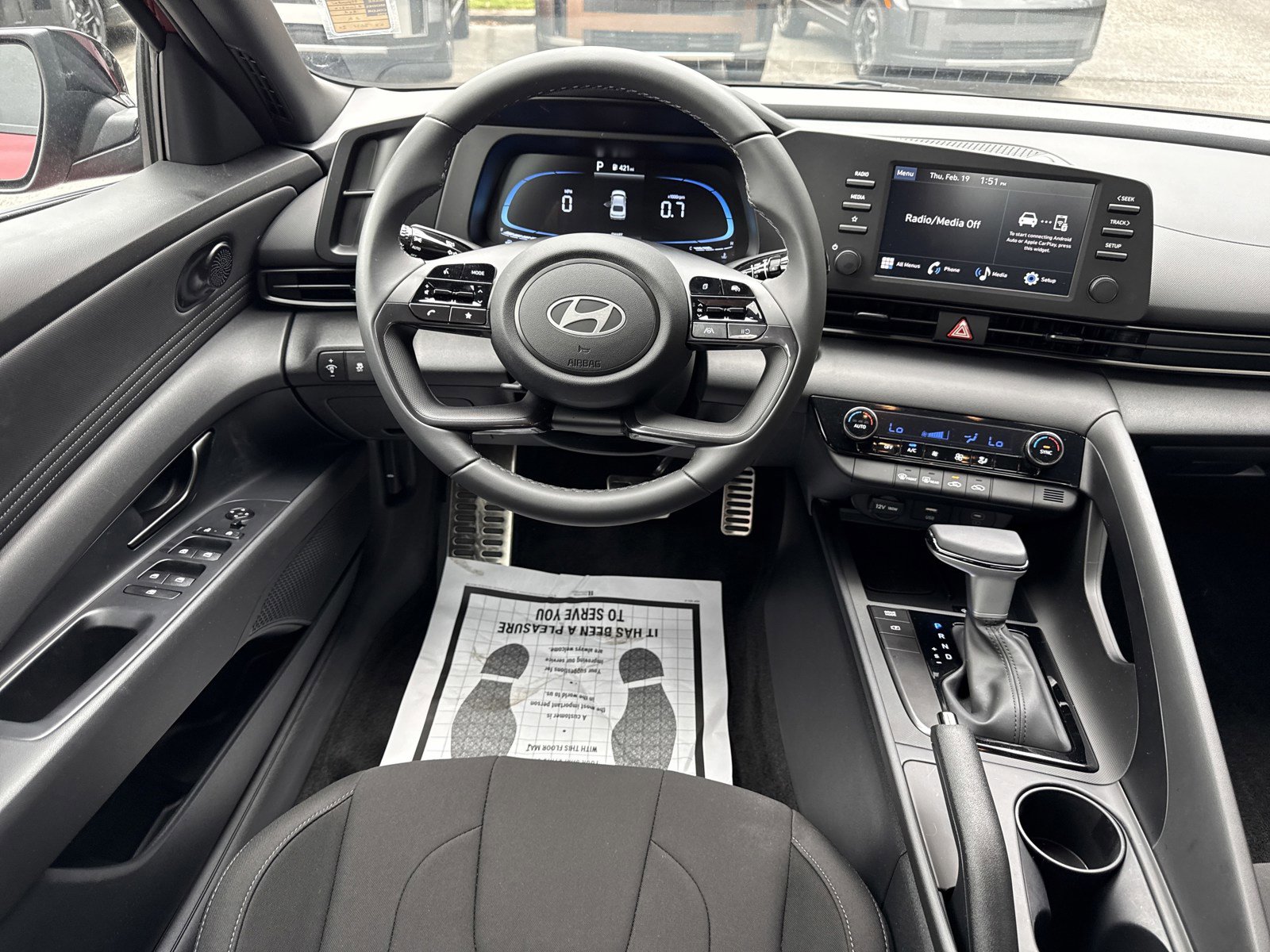 Certified 2025 Hyundai Elantra Sport image 15