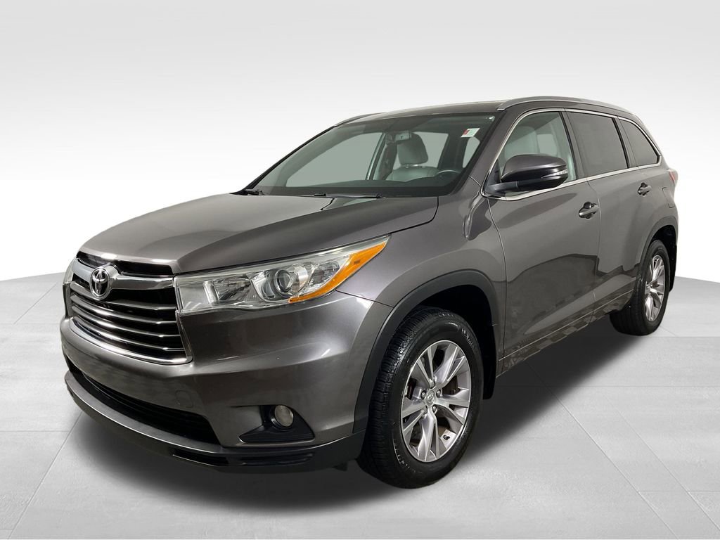 Used 2014 Toyota Highlander XLE image 4