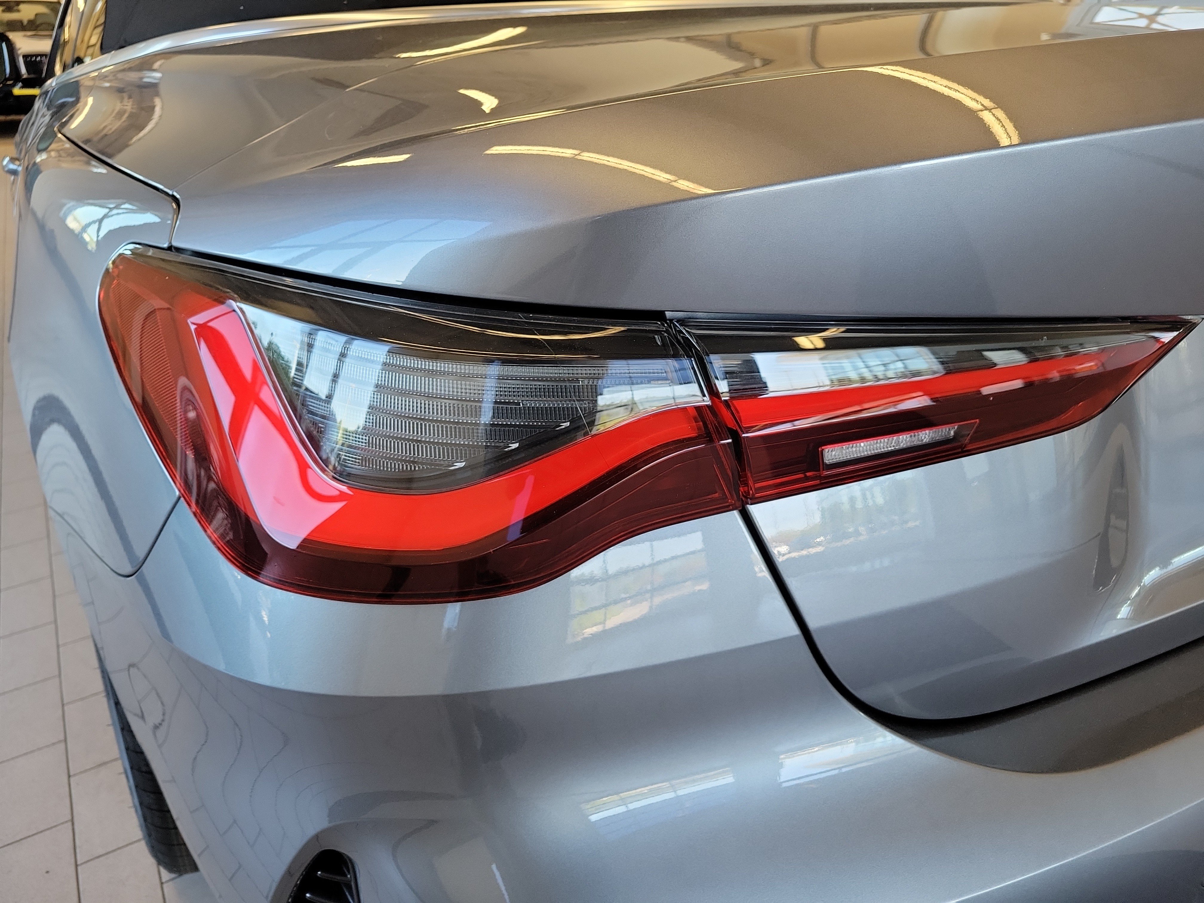 Used 2021 BMW 430i Convertible RWD image 11