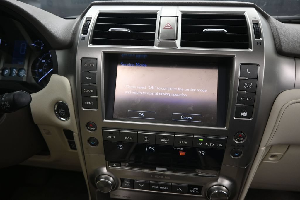 Used 2019 Lexus GX 460 Luxury AWD/4WD image 29