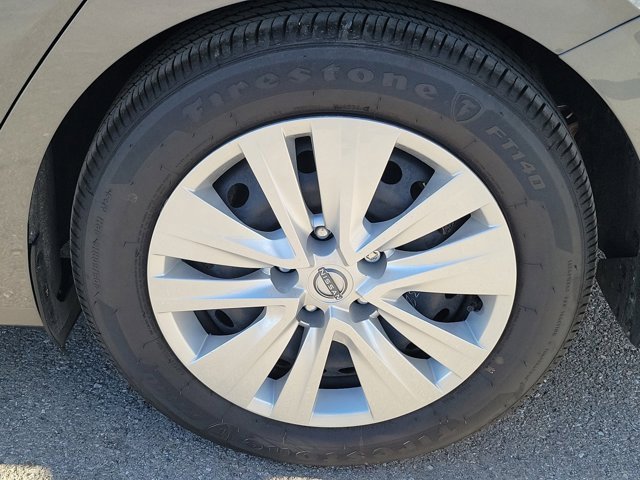 Certified 2025 Nissan Sentra S image 13