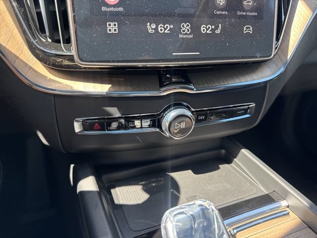 New 2026 Volvo XC60 B5 Plus w/ Climate Package AWD/4WD image 26