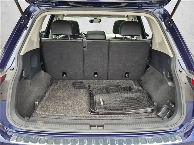 Used 2021 Volkswagen Tiguan SE w/ Panoramic Sunroof Package AWD/4WD image 6