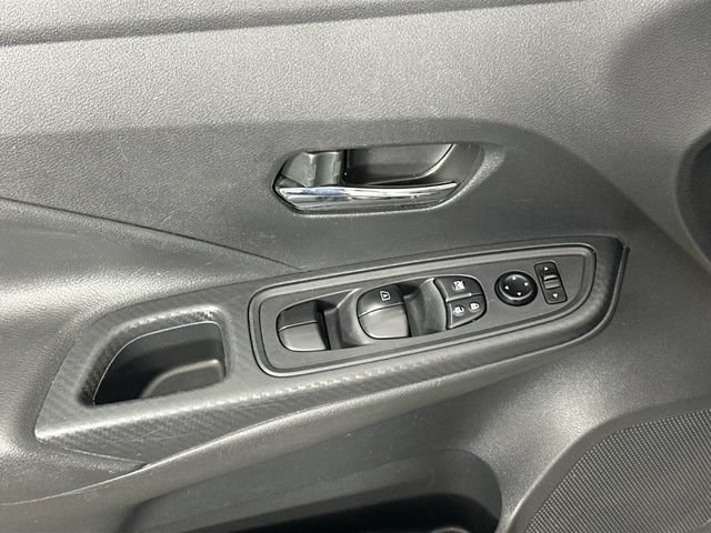 Used 2023 Nissan Versa SV FWD image 22