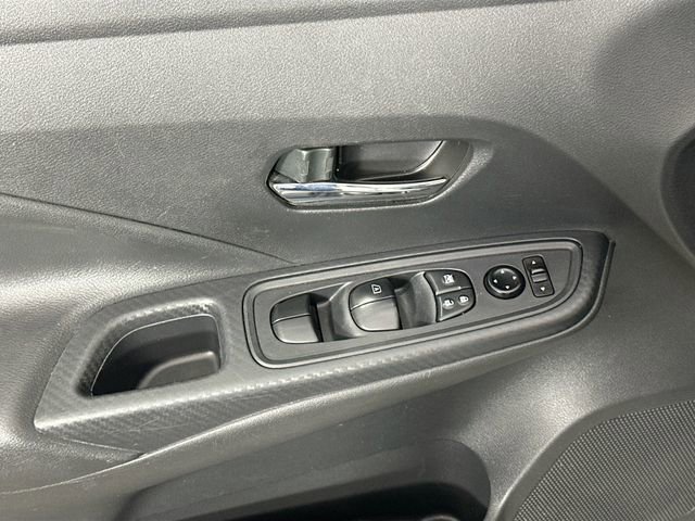 Used 2023 Nissan Versa SV FWD image 22