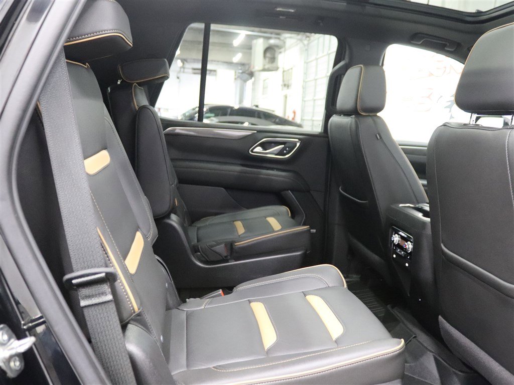 Used 2022 GMC Yukon AT4 image 25