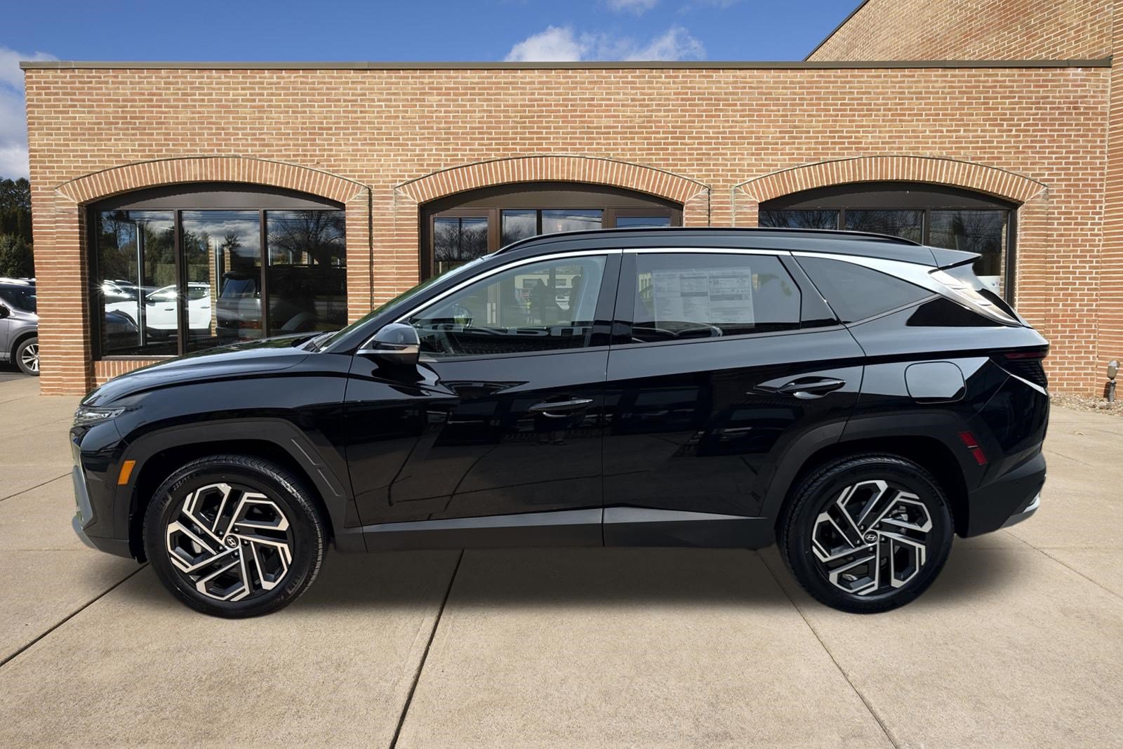 New 2026 Hyundai Tucson Limited AWD/4WD image 7