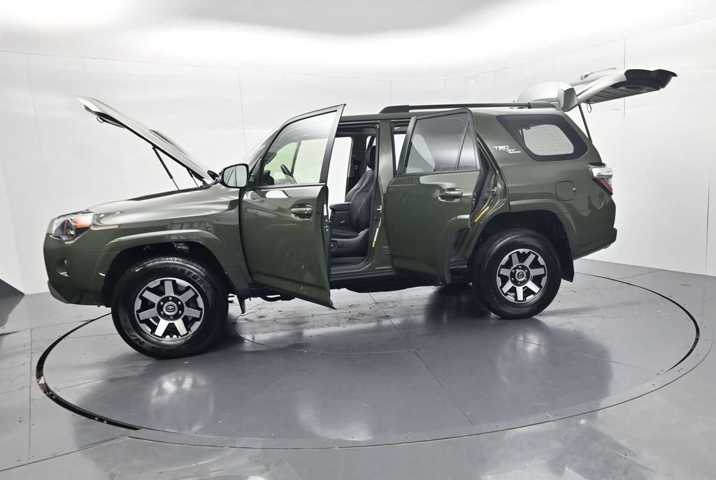 Used 2022 Toyota 4Runner TRD Off-Road Premium AWD/4WD image 67