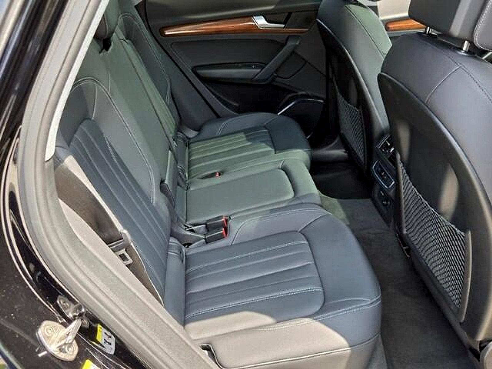 Used 2023 Audi Q5 2.0T Premium w/ Convenience Package AWD/4WD image 16
