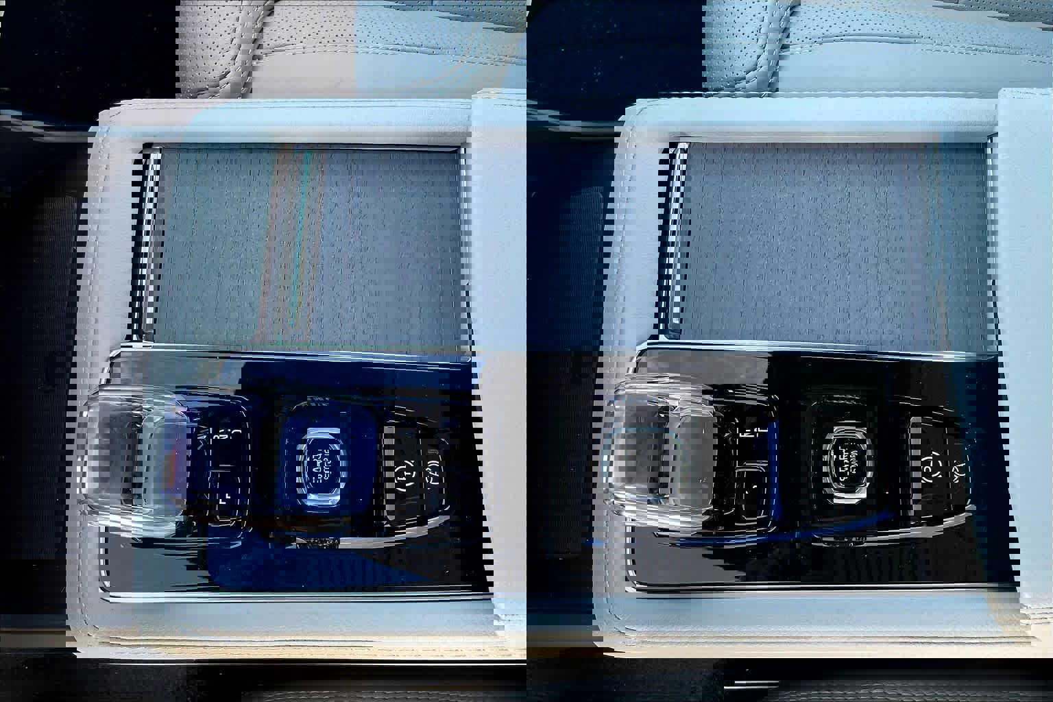 New 2026 Volvo XC90 T8 Ultra image 10